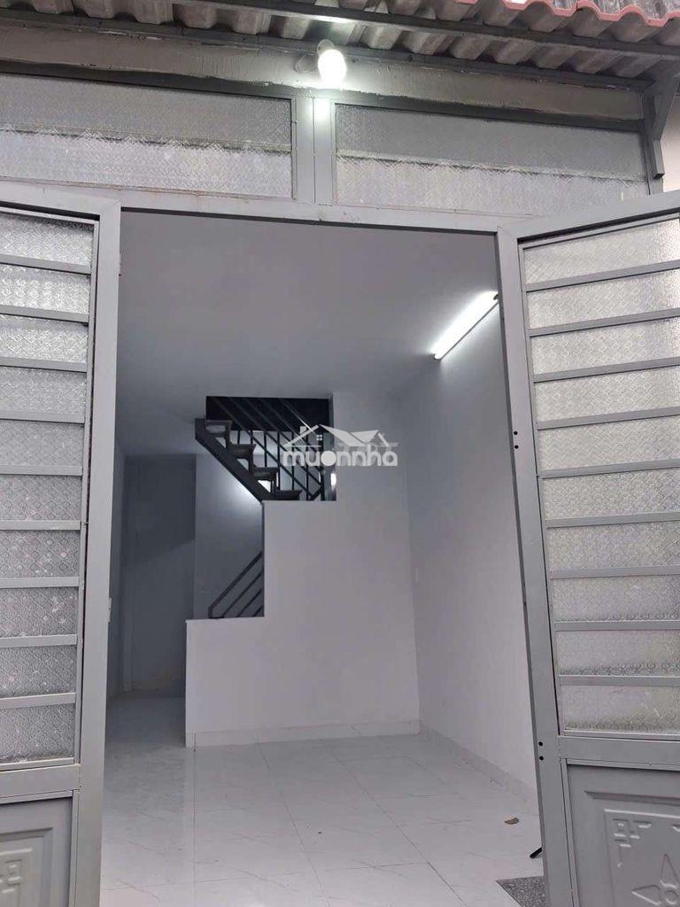 Nhà bán 3x8 m gác suốt
