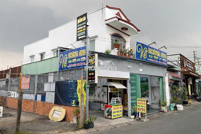 Chính chủ bán nhà hóc môn 171,5m^2, hẻm thông xe hơi và đường lớn