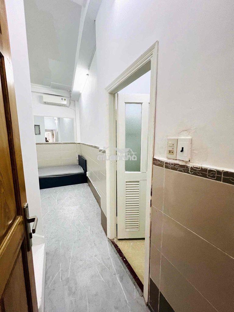 Chính chủ cho thuê phòng trọ 30m2 máy giặt riêng ngay thảo cầm viên - Ảnh 4