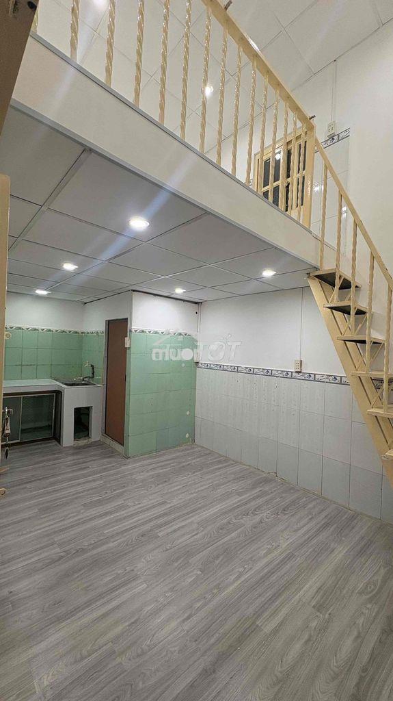 Nhà đẹp cho thuê, gần siêu thị, bv, trường học, ...................,,,