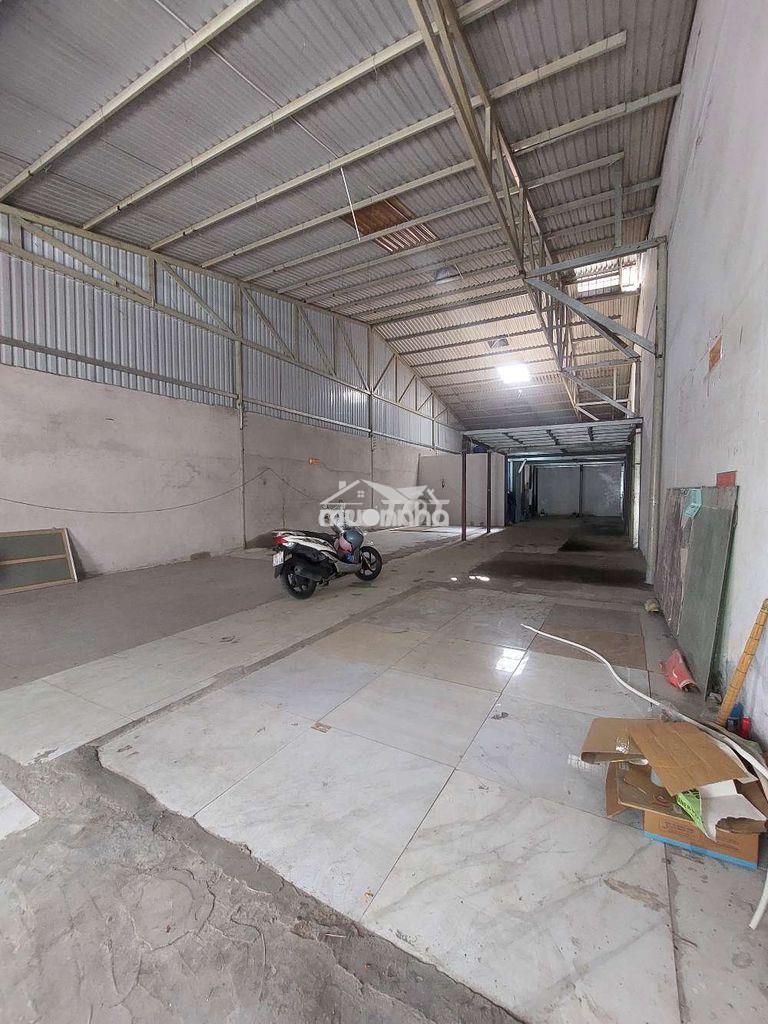 Kho xưởng 7.5x25m.cấp 4.hẻm 1/ hòa bình.gía:19tr