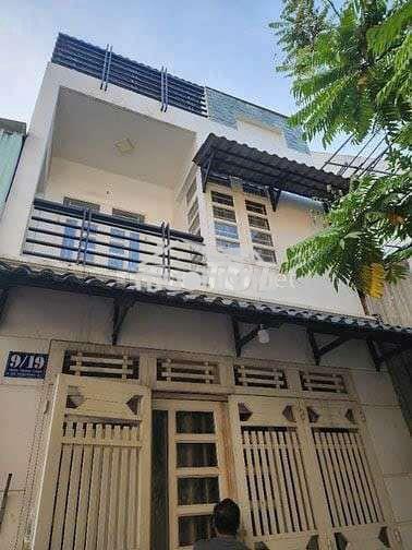 Cho thuê nhà nguyên căn hxh trần trọng cung,q.7.dt 4 x14 ,trệt 2 lầu