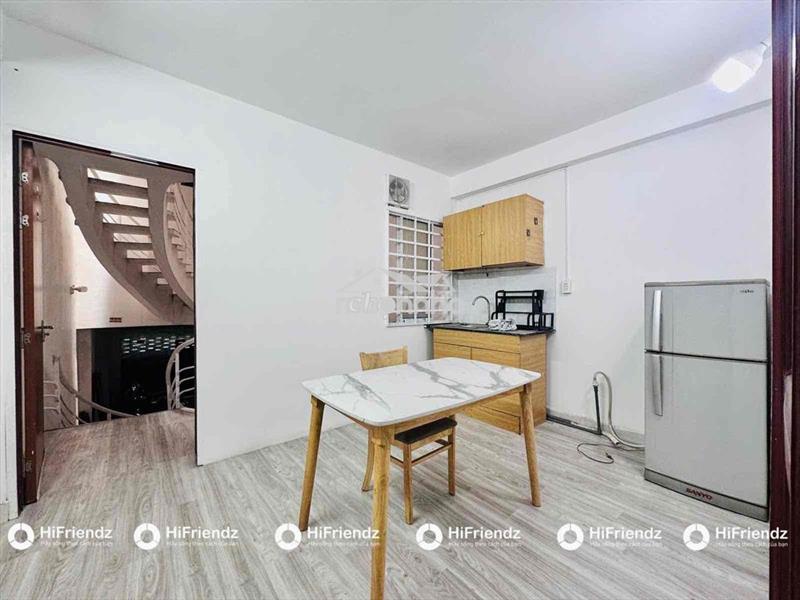 Trống sẵn studio rộng rãi 1 phòng ngủ
