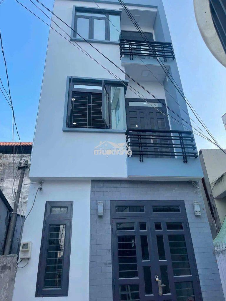 Nhà cho thuê mới sạch sẽ 