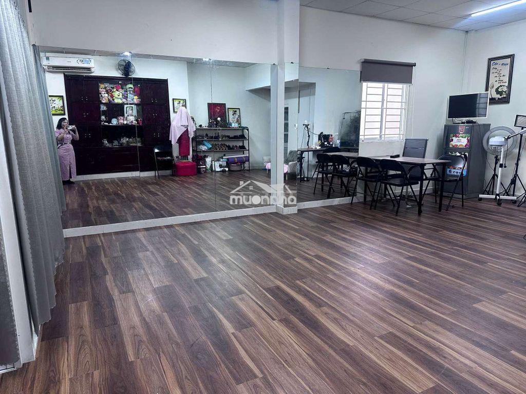 Phòng tập máy lạnh quận 10 cho thuê  - Ảnh 3