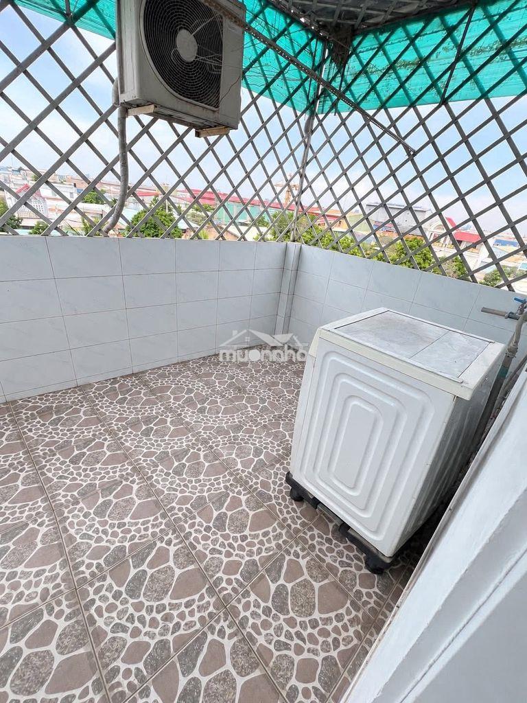 Cho thuê nhà 2 lầu giá rẻ hẻm đường bùi văn ngữ p. hiệp thành q12 - Ảnh 2