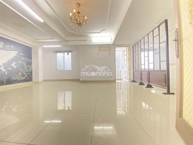 Văn phòng 55m2 ngay chu văn an phù hợp ct thiết kế, kiến trúc, it...