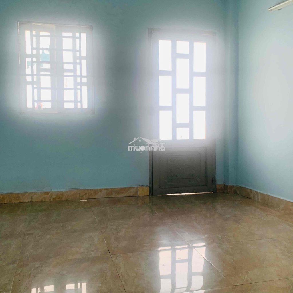 Cho thuê nhà hẽm xe hơi 1 trệt 1lầu có ban công thoáng mát - Ảnh 3
