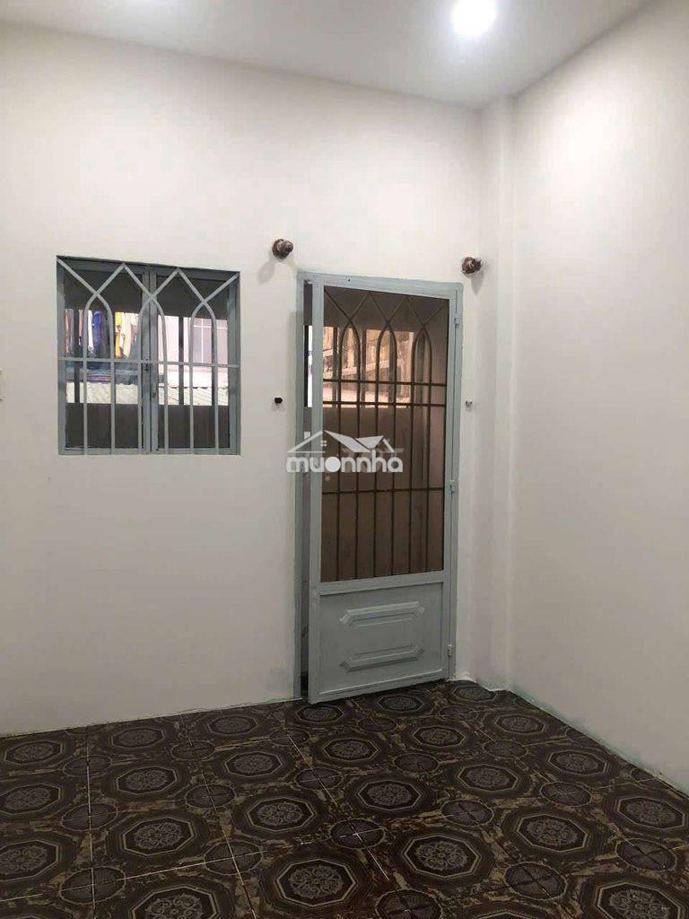 Nhà nguyên căn đinh bộ lĩnh, 2pn, 2wc, 1 kín, 1 hở, ban công, cửa sổ. - Ảnh 2