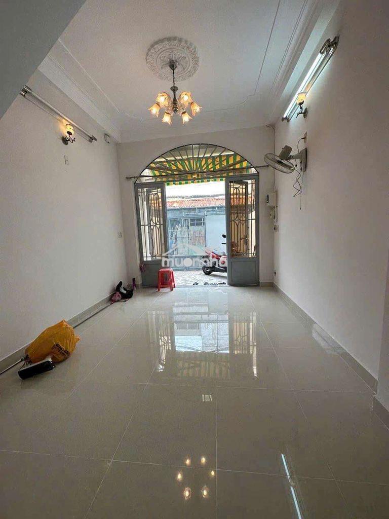  Cho thuê nhà dt 3,5x15 trệt lâu  - Ảnh 2
