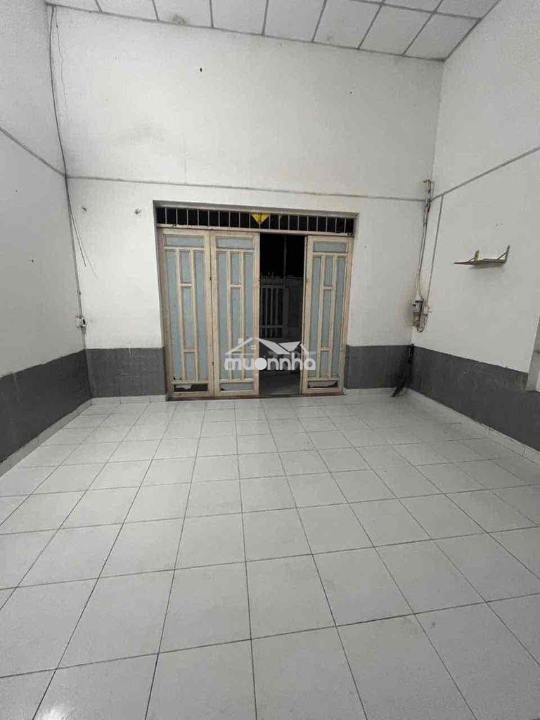 Nhà thuê sạch sẽ (5x12) trệt lửng 2p - Ảnh 2